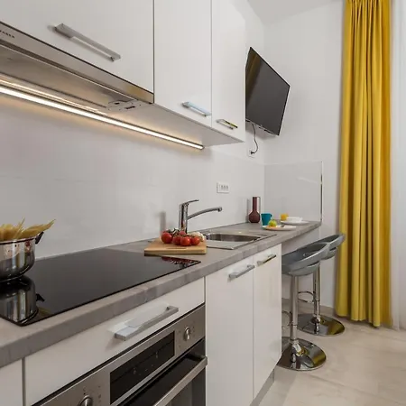 Lux Apartments Rijeka Exterior photo