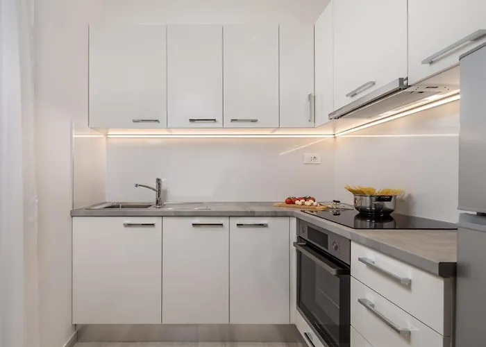 Lux Apartments